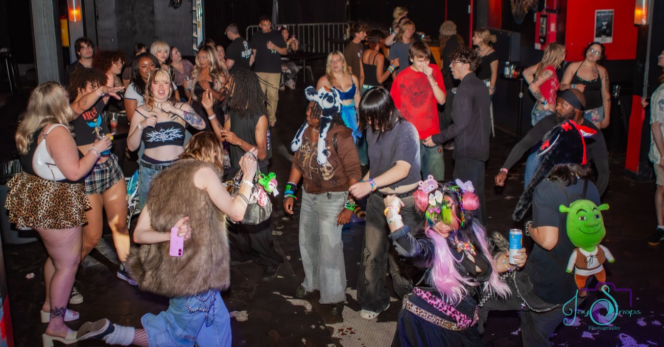 Chronically Online crowd photo by Jay Snaps