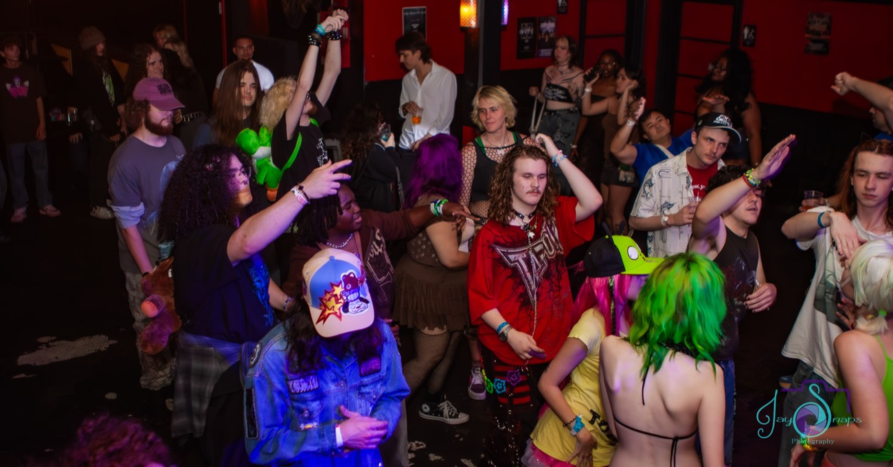 Chronically Online crowd photo by Jay Snaps